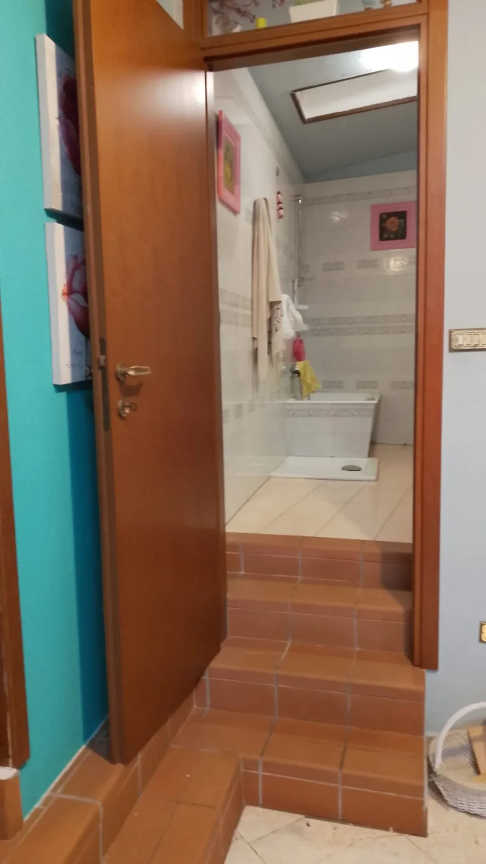 Centro Paese – Trilocale con ingresso indipendente e garage