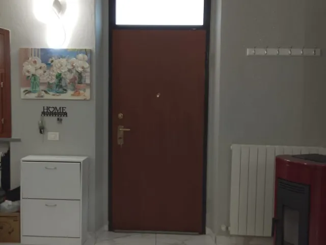 Pontenure, soluzione con ingresso privato, mansarda e garage