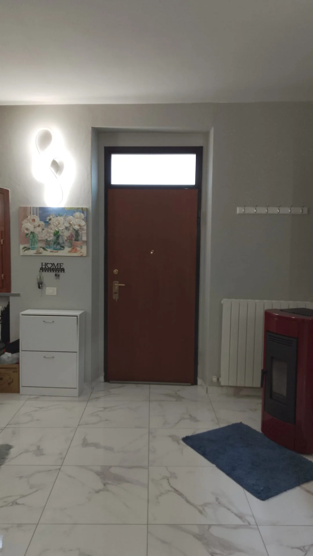 Pontenure, soluzione con ingresso privato, mansarda e garage