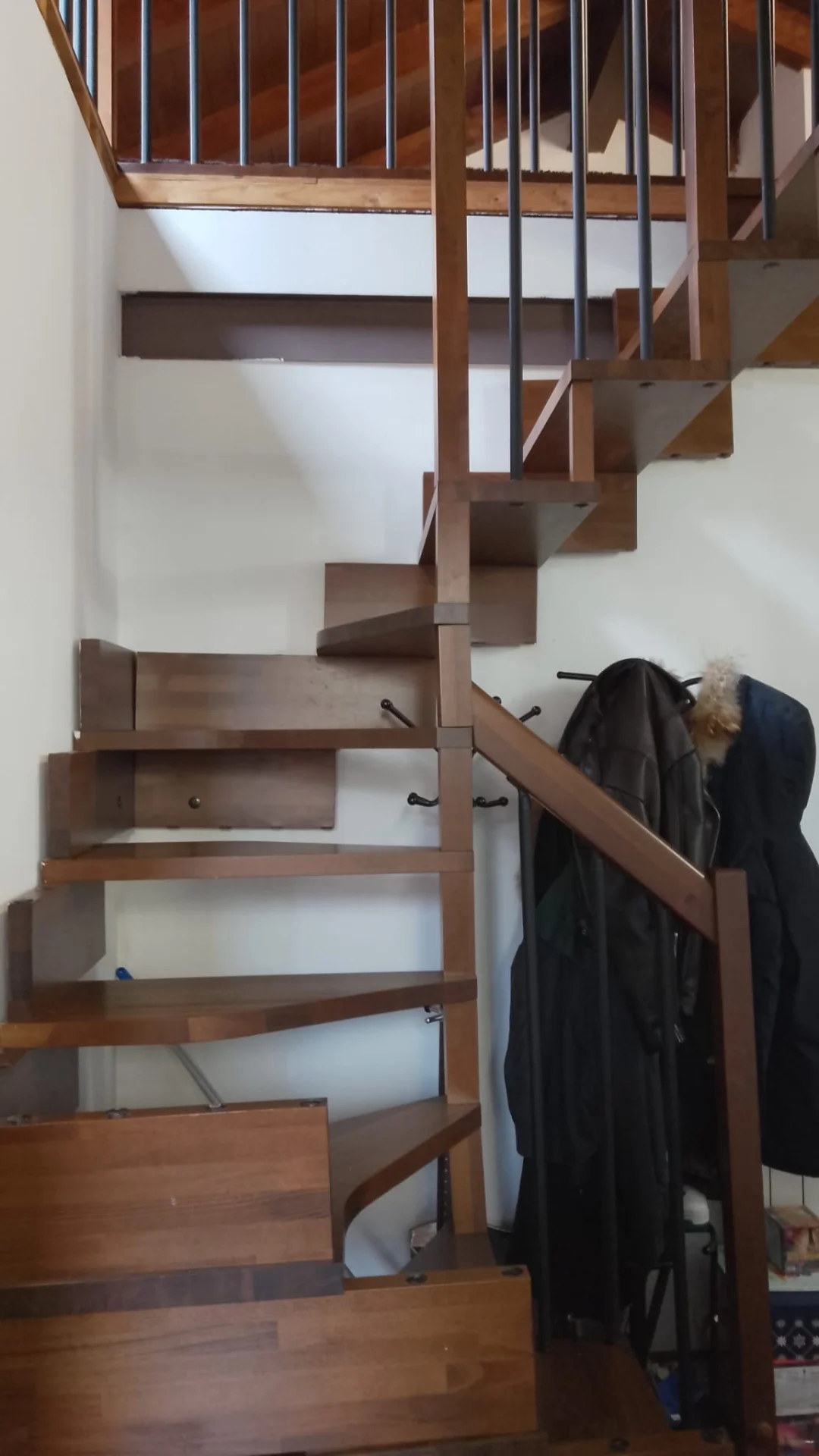 Pontenure, soluzione con ingresso privato, mansarda e garage