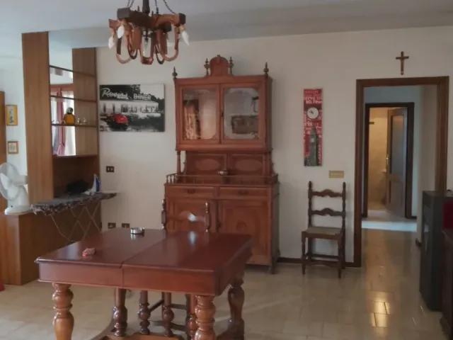 Val Trebbia. Casa con giardino