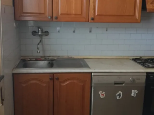 Ampio appartamento al piano terra con box e cantina – La Verza