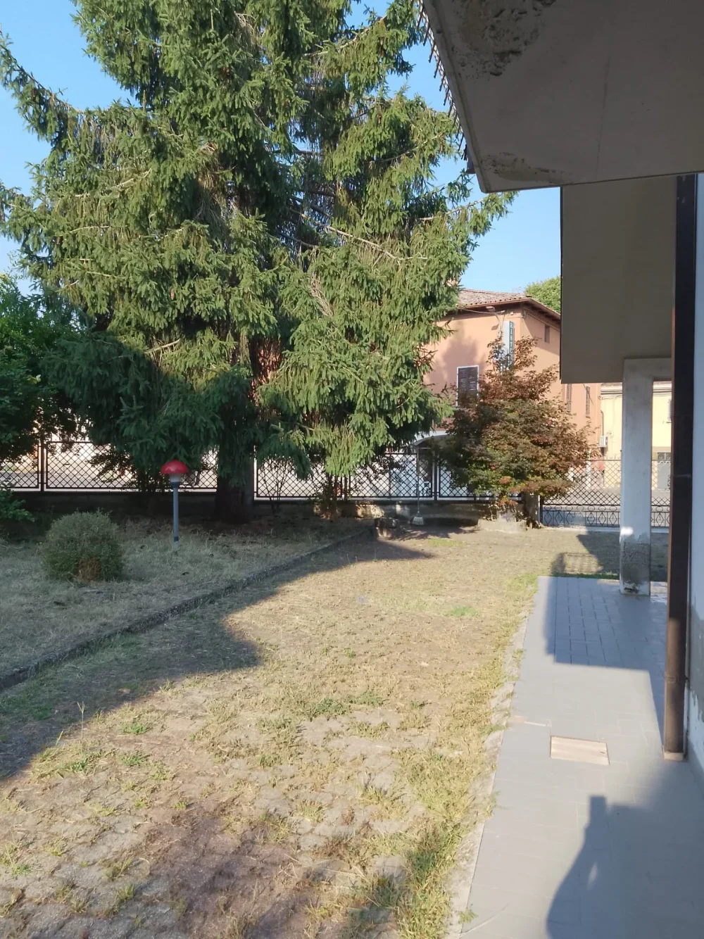 Val Trebbia. Casa con giardino