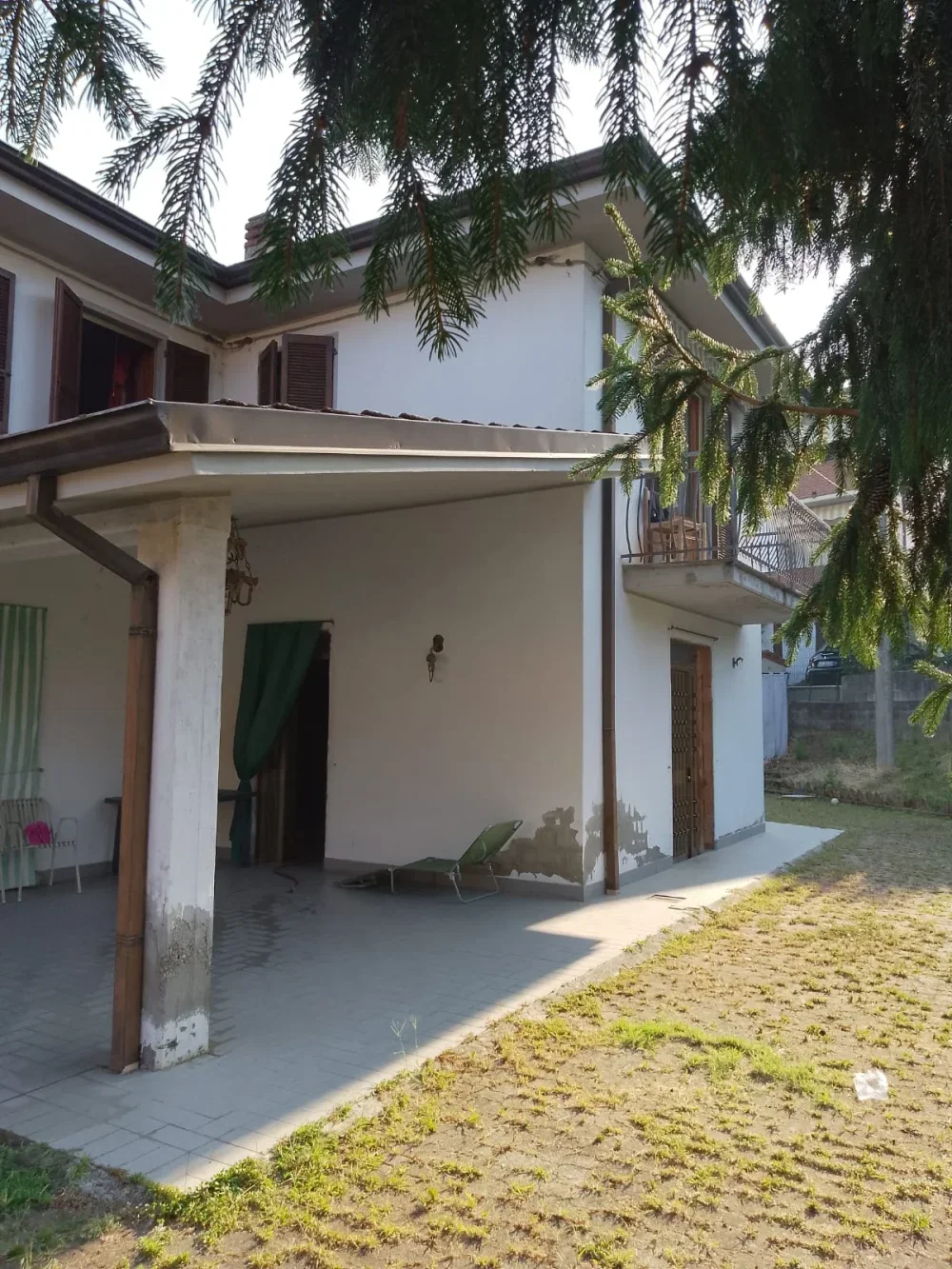 Val Trebbia. Casa con giardino